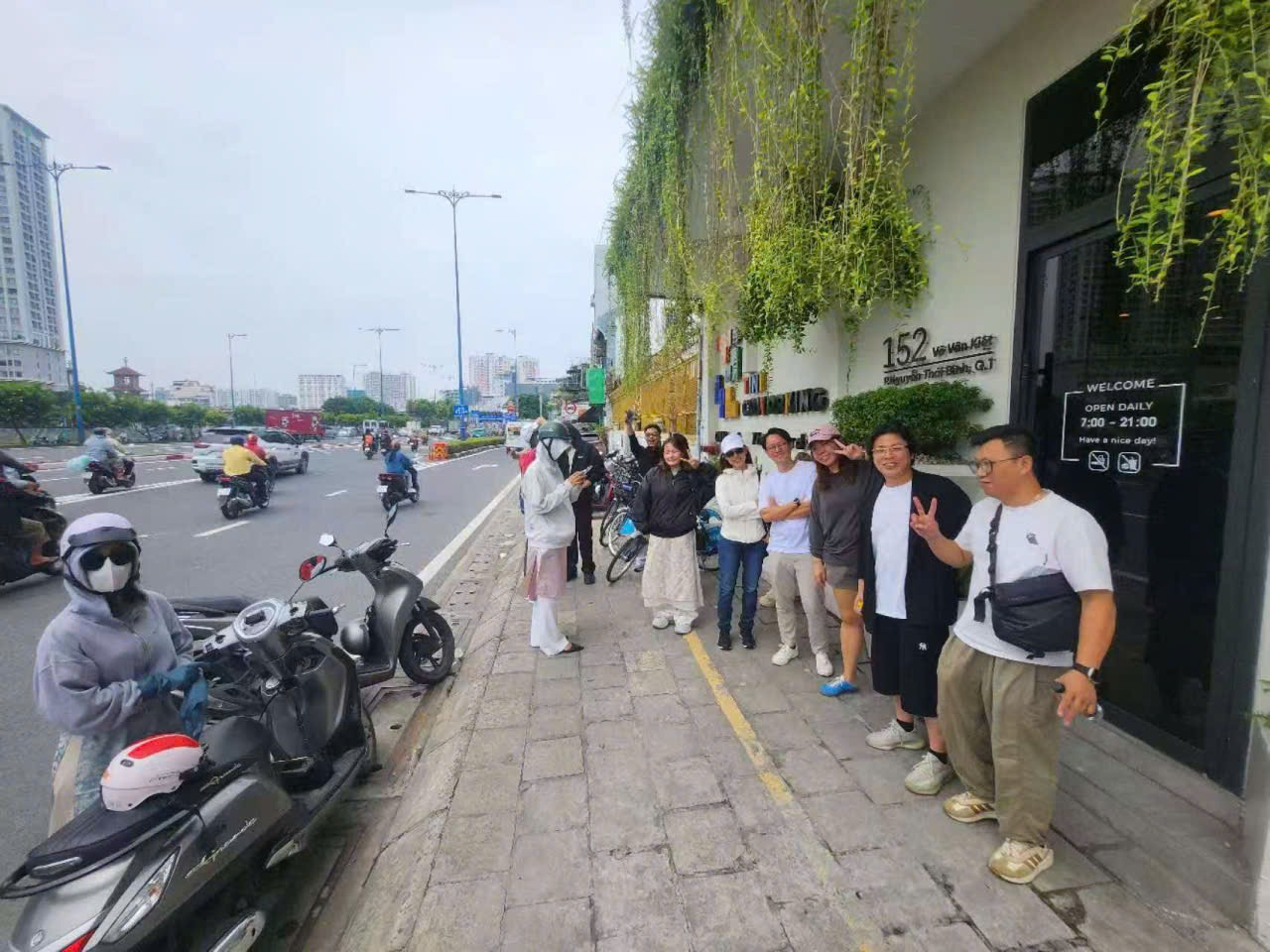 ViVi - A True Saigonese Guide (Chinese/English Speaking) - Private Motorbike Tour Ho Chi Minh City 5