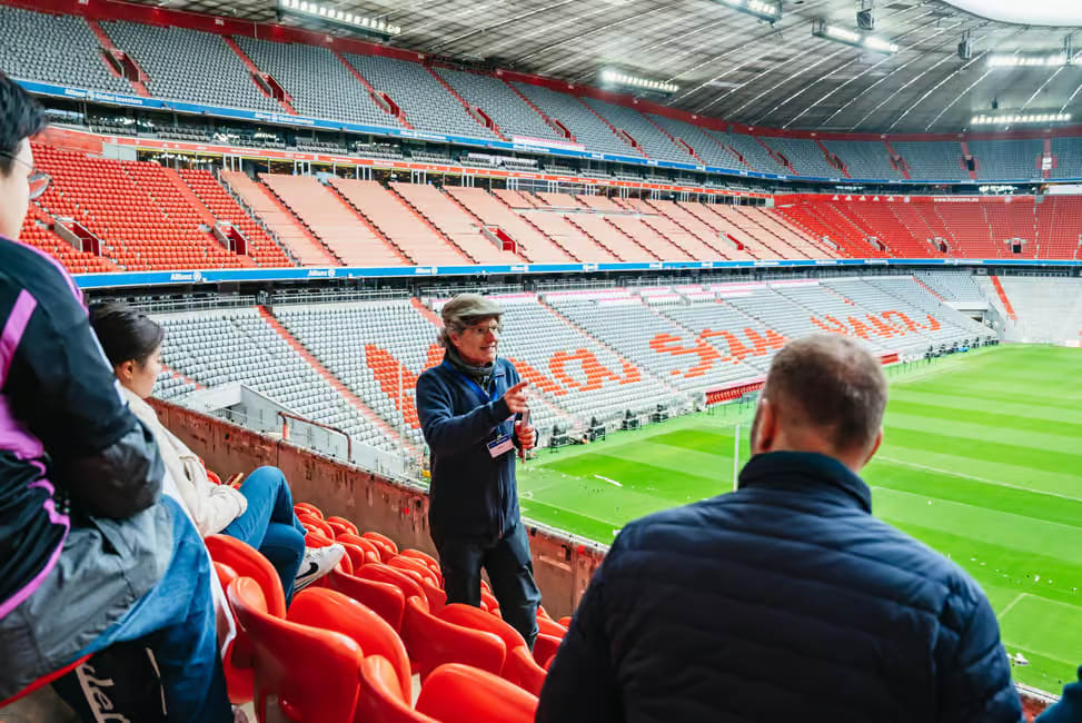 Munich city tour with self-guided visit of the FC Bayern Munich stadium 3