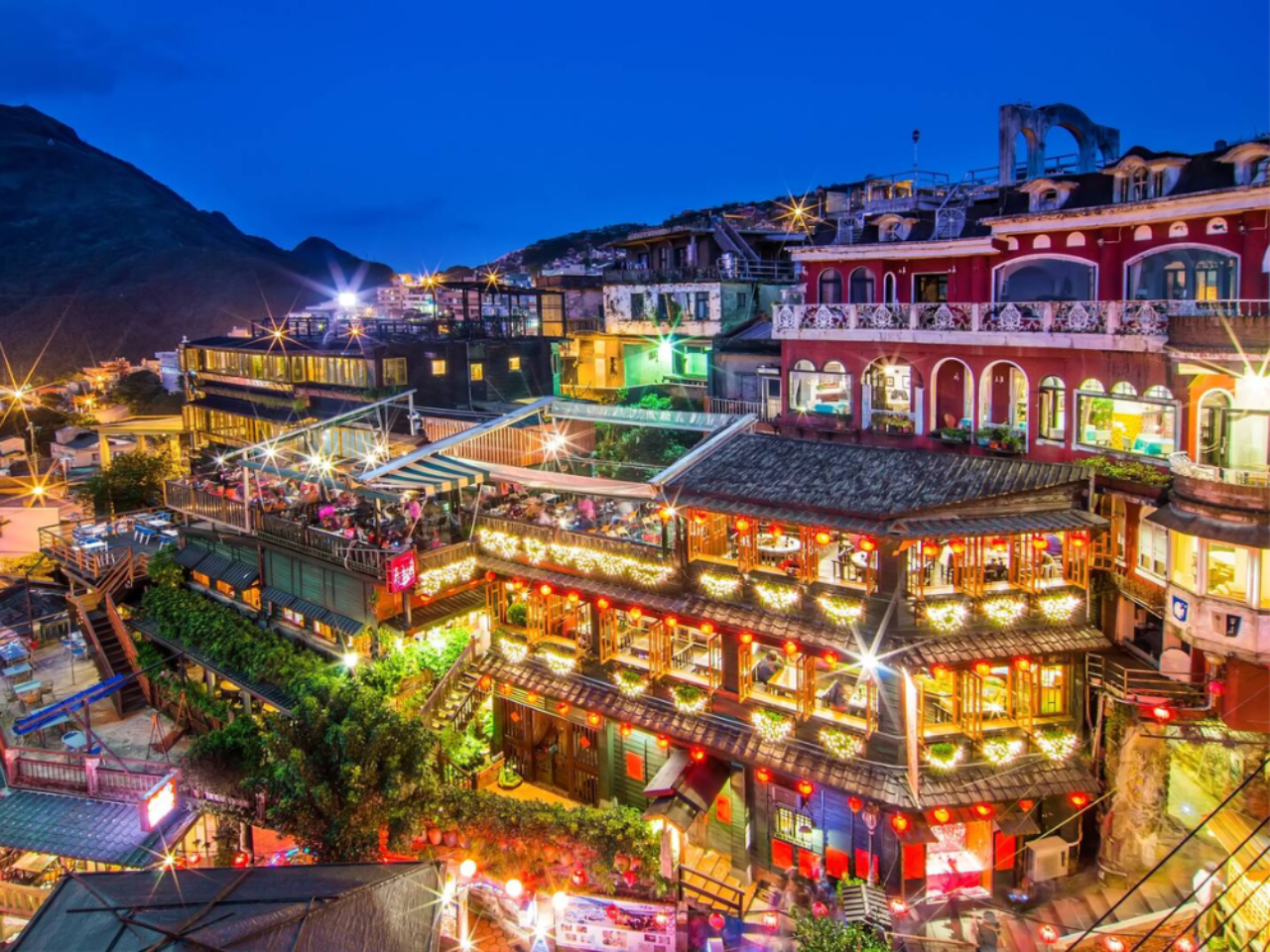Yehliu & Jiufen & Shifen & Tiaoshi Coast Day Tour (from Ximen)