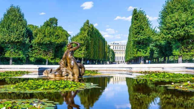 Schonbrunn Palace and gardens tour in Vienna