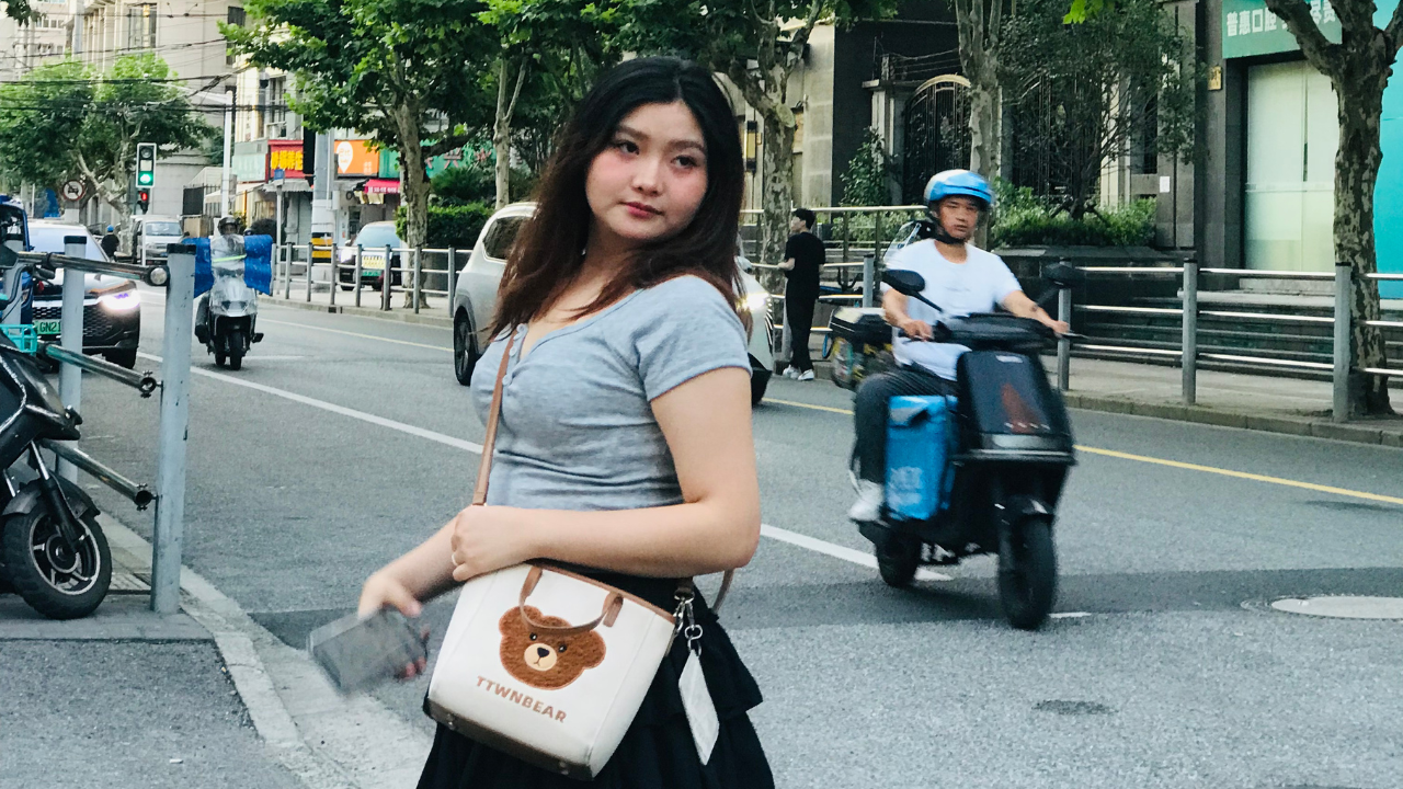 See Sai Gon with Local on Scooter – Chinese/ English Speaking Guide with Yanny 4