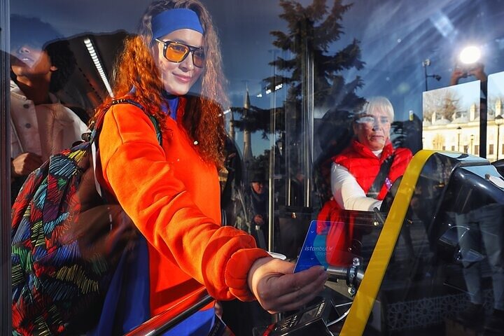 Istanbul Hop-On-Hop-Off Bus Tour 4