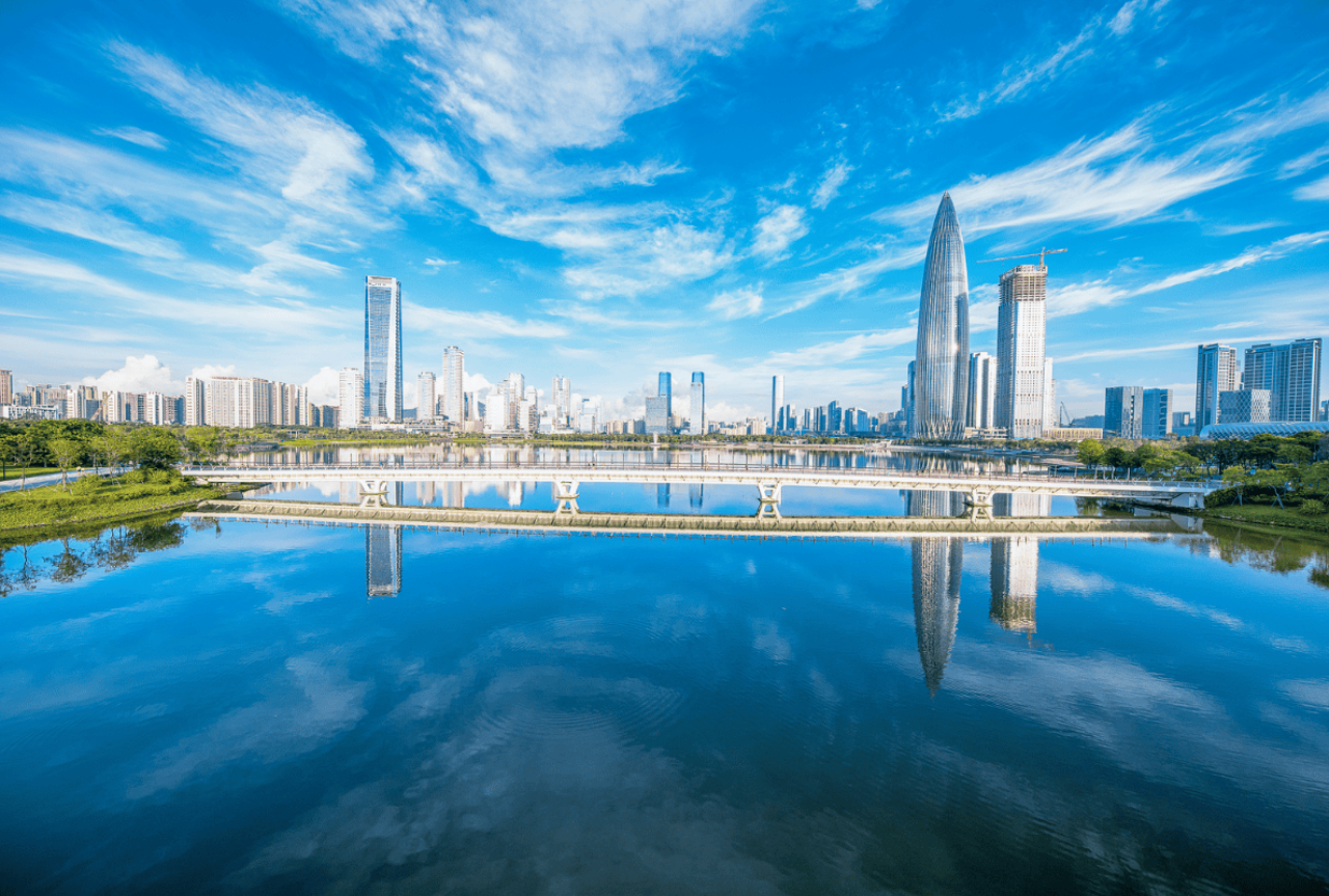 Shenzhen Private Day Tour: Ping An Center, Bay Area Ferris Wheel, Nantou Old Town, Zhongying Street