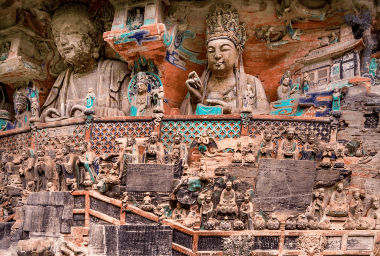 1-Day Tour to Dazu Rock Carvings (Baodingshan + Beishan + Museum)