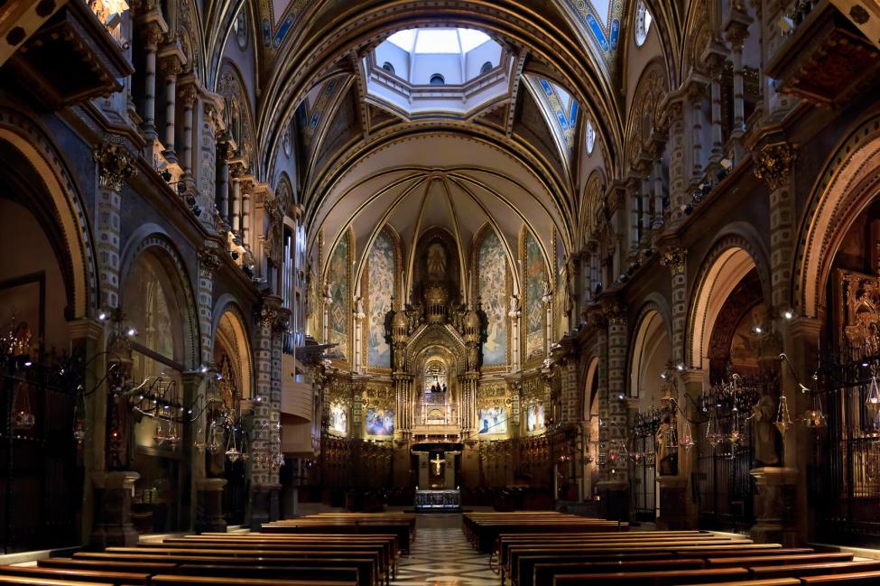 Montserrat Half-Day Tour & Cogwheel Train Ride | Barcelona 3