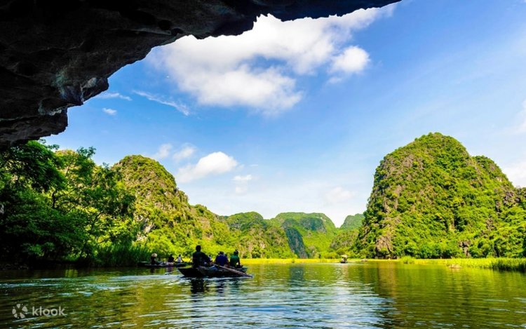 Best of Ninh Binh Day Tour: Hoa Lu, Trang An, Tam Coc, Hang Mua
