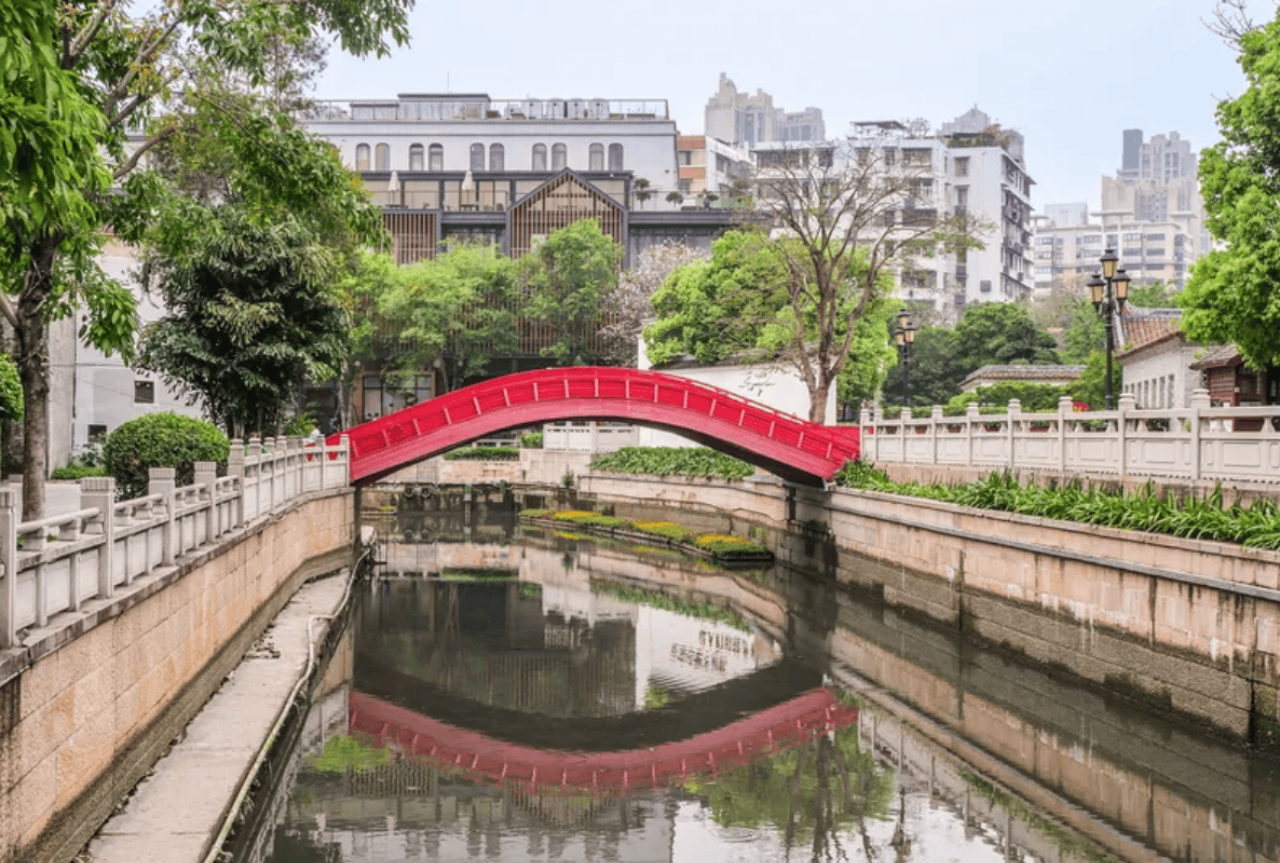 Guangzhou Private Day Tour: Baiyun Mountain & Sun Yat-sen Memorial Hall 5