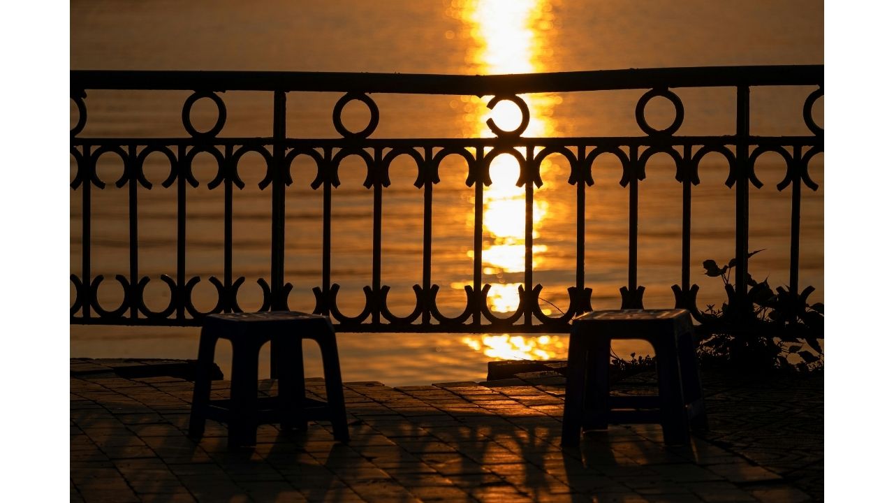 Explore Hanoi Old Quarter Like An Insider With Local by Scooter - Son (English Guide) 5