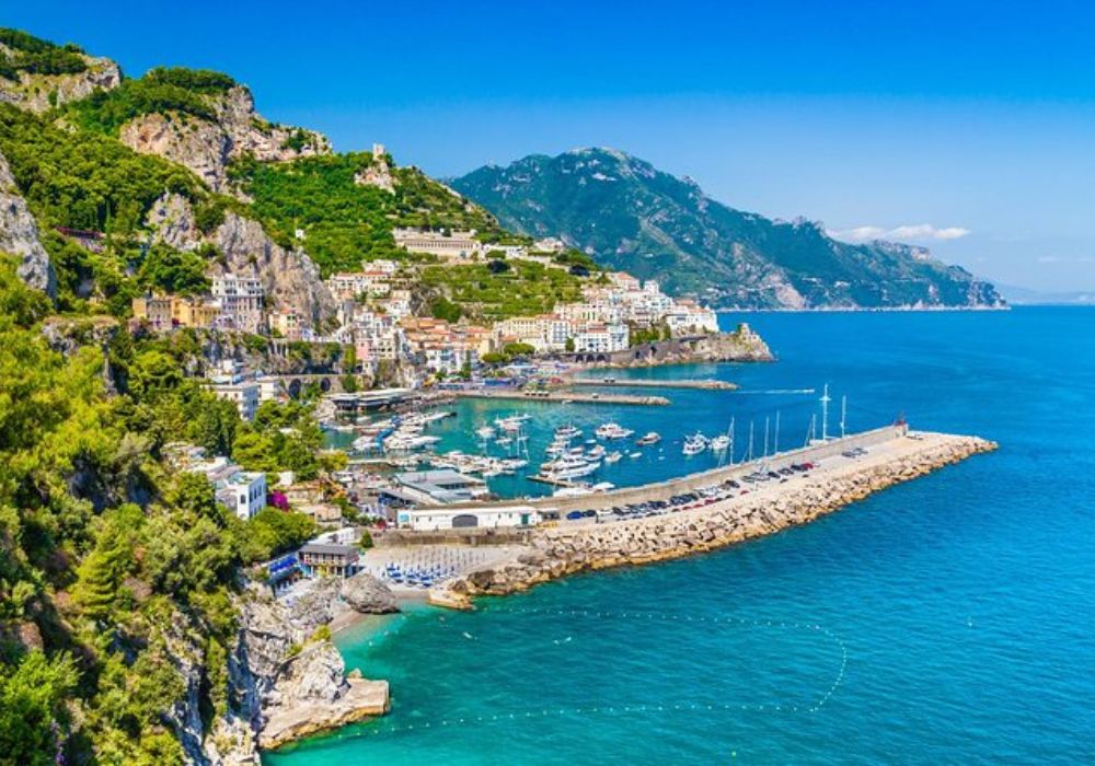Pompeii, Amalfi Coast and Sorrento Peninsula Tour from Rome
