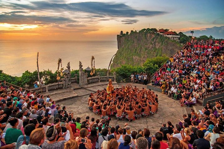 Half-Day Private Sunset Tour: Uluwatu Temple, Kecak Fire Dance & Jimbaran Bay | Bali 3