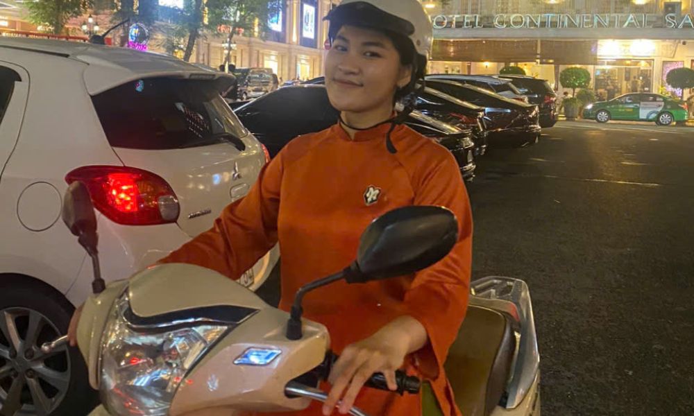 Ho Chi Minh City Local Food & Culture Adventure On Motorbike with Helen