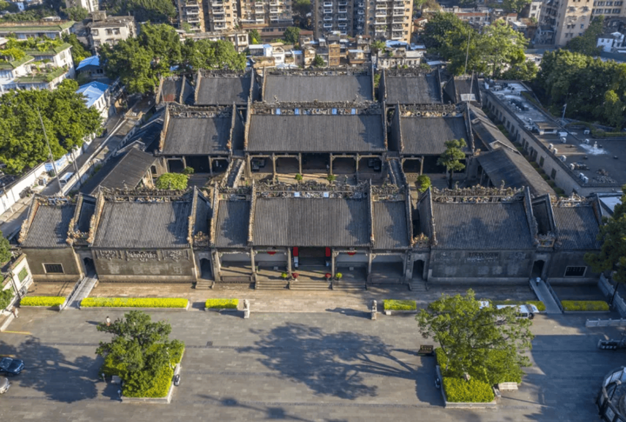 Guangzhou Private Day Tour: Chen Clan Ancestral Hall, Nanyue King Museum, Six Banyan Trees Temple, and Sha Mian Island 4