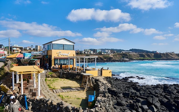 Jeju South & West / East One Day Authentic Tour
