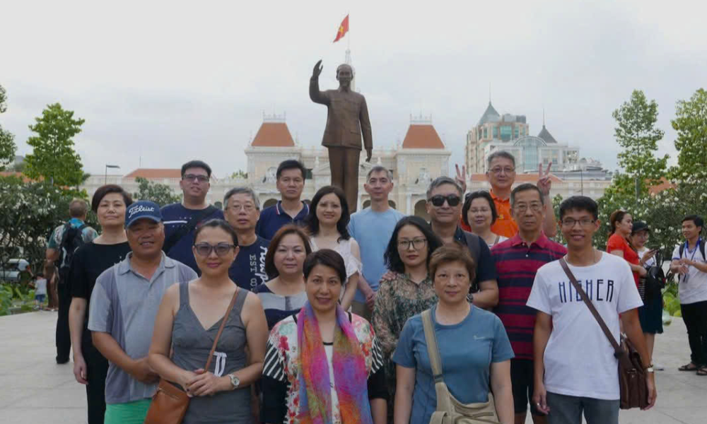 Motorbike Journey Exploring Chinese Culture in Saigon with Joe Lui (Chinese Speaking) 5