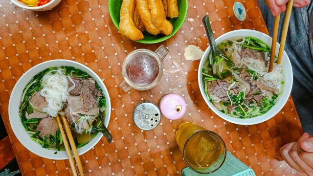 Hanoi: Michelin Guide Street Food Walking Tour 5