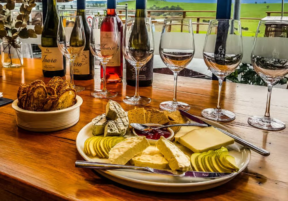 Yarra Valley Wine, Gin, Cheese/Fruit & Chocolate Tour from Melbourne 3