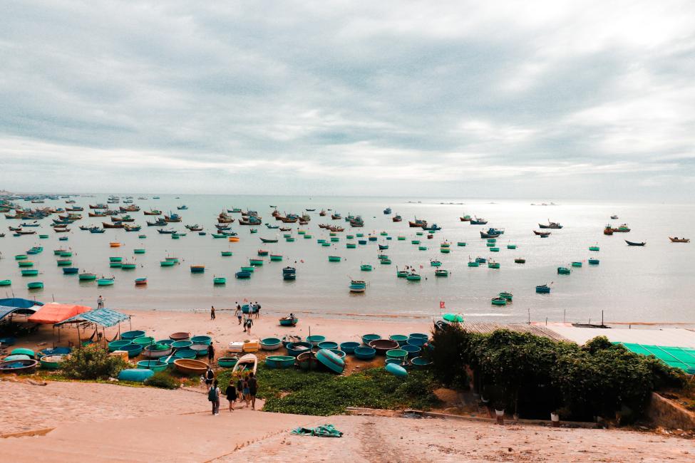 Day Tour | Mui Ne Desert Full Day Tour from Ho Chi Minh City:Sand Dunes, Fairy Stream, Seafood Lunch, Free Hotel Pick-up from Saigon District 1 & 3 | Vietnam 2