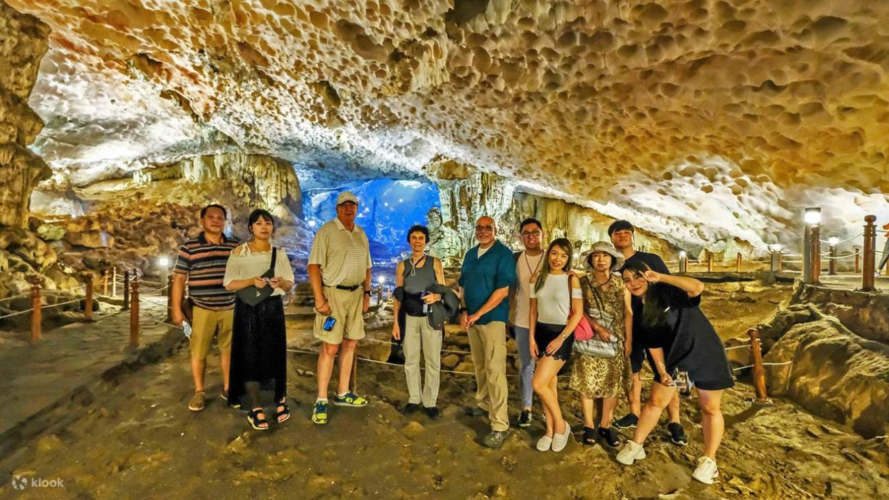 Ha Long Bay & Thien Cung Cave Day Tour 3