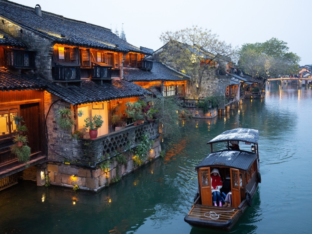 [Departing from Shanghai] Water City Wuzhen + Canal Cruise Day Trip (Japanese/Chinese/English Guide & Lunch Included) 4