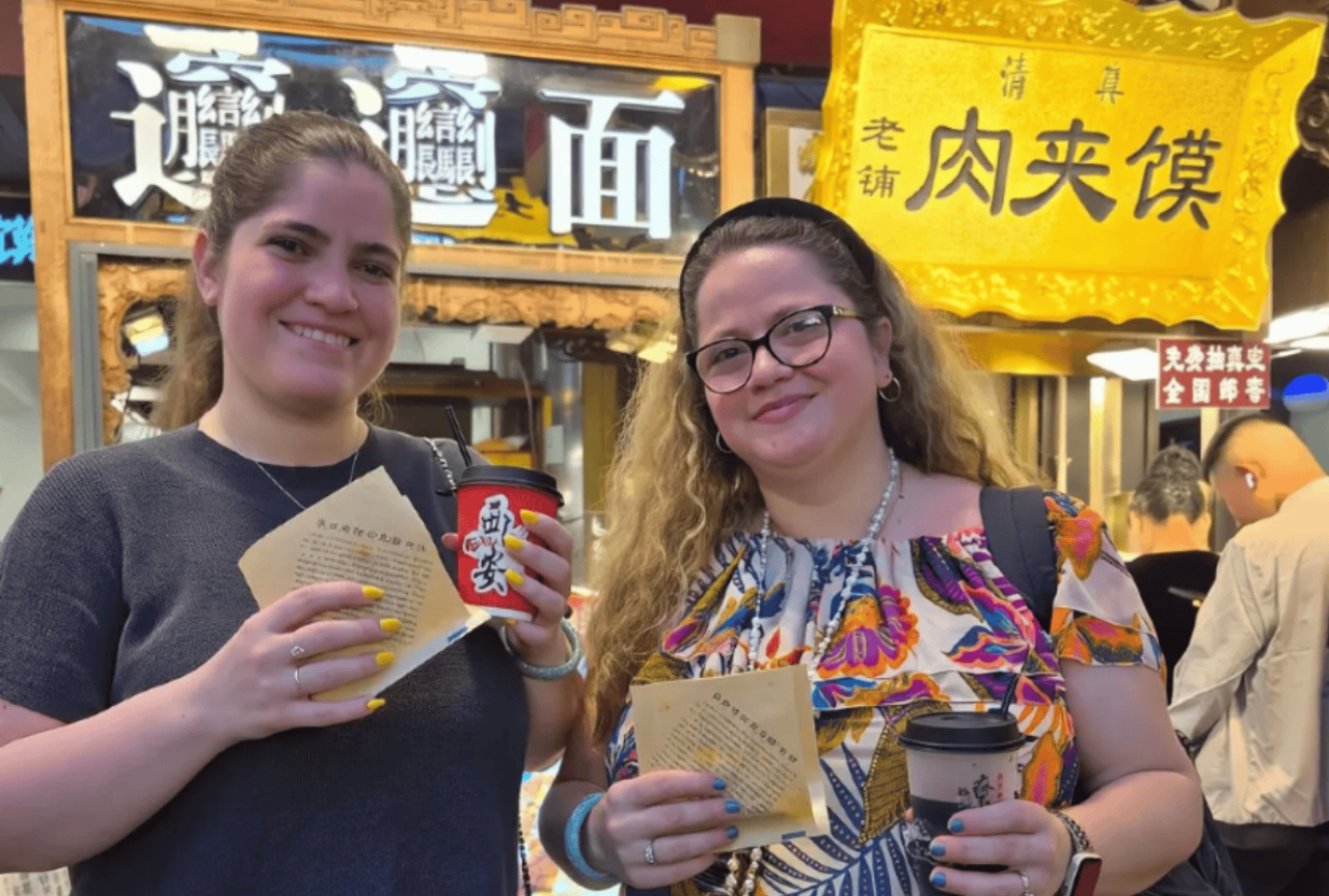 Savory Secrets of Xi'an Food: Night Walking Tour at Muslim Quarter & Sajinqiao Food 3