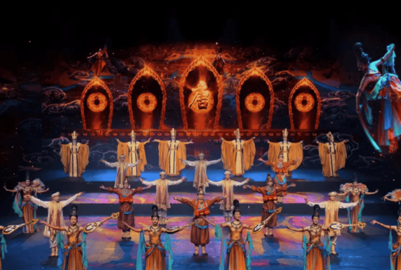 1-Day Xi'an Tour: Emperor Qinshihuang's Mausoleum Site Museum (Terracotta Army) + Huaqing Palace [Chinese/English Guide] 4