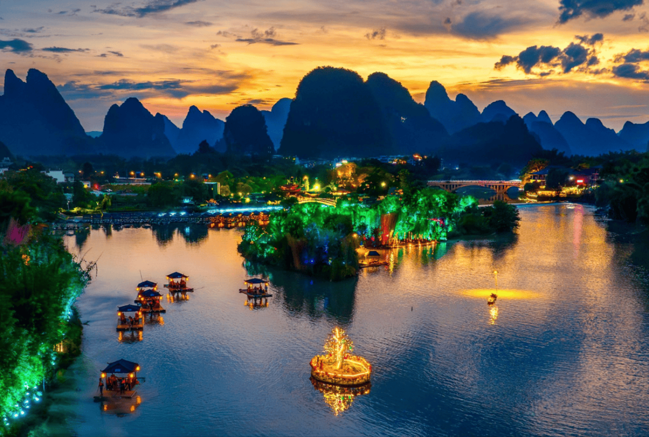 Yulong River Bamboo Raft Night Tour