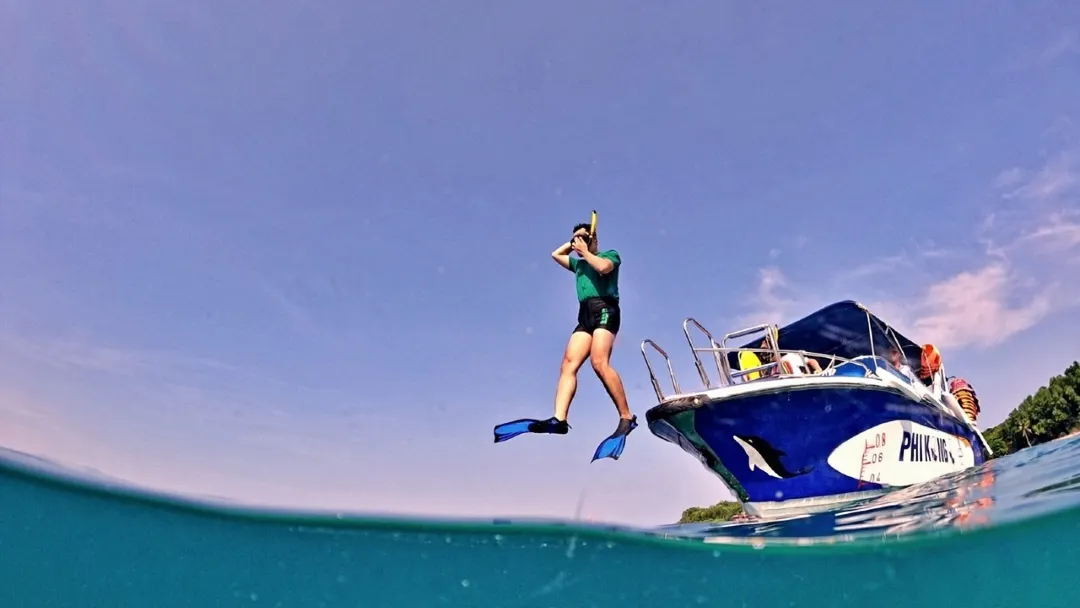 Small Group Snorkeling Trip by Speedboat To Discover Phu Quoc Coral Reefs 4