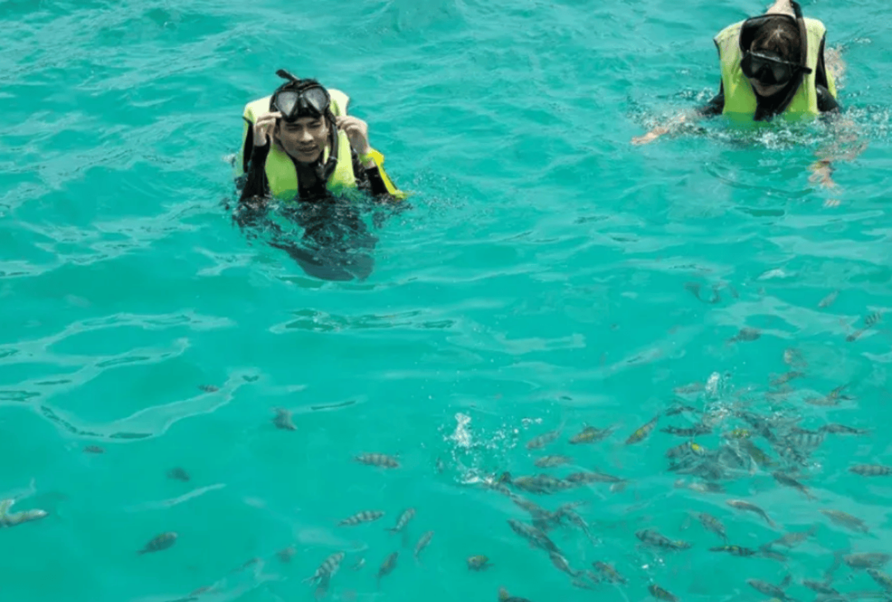 Phu Quoc 1-Day Big Boat Tour: Explore 2 Islands with Snorkeling, Fishing & Lunch 4