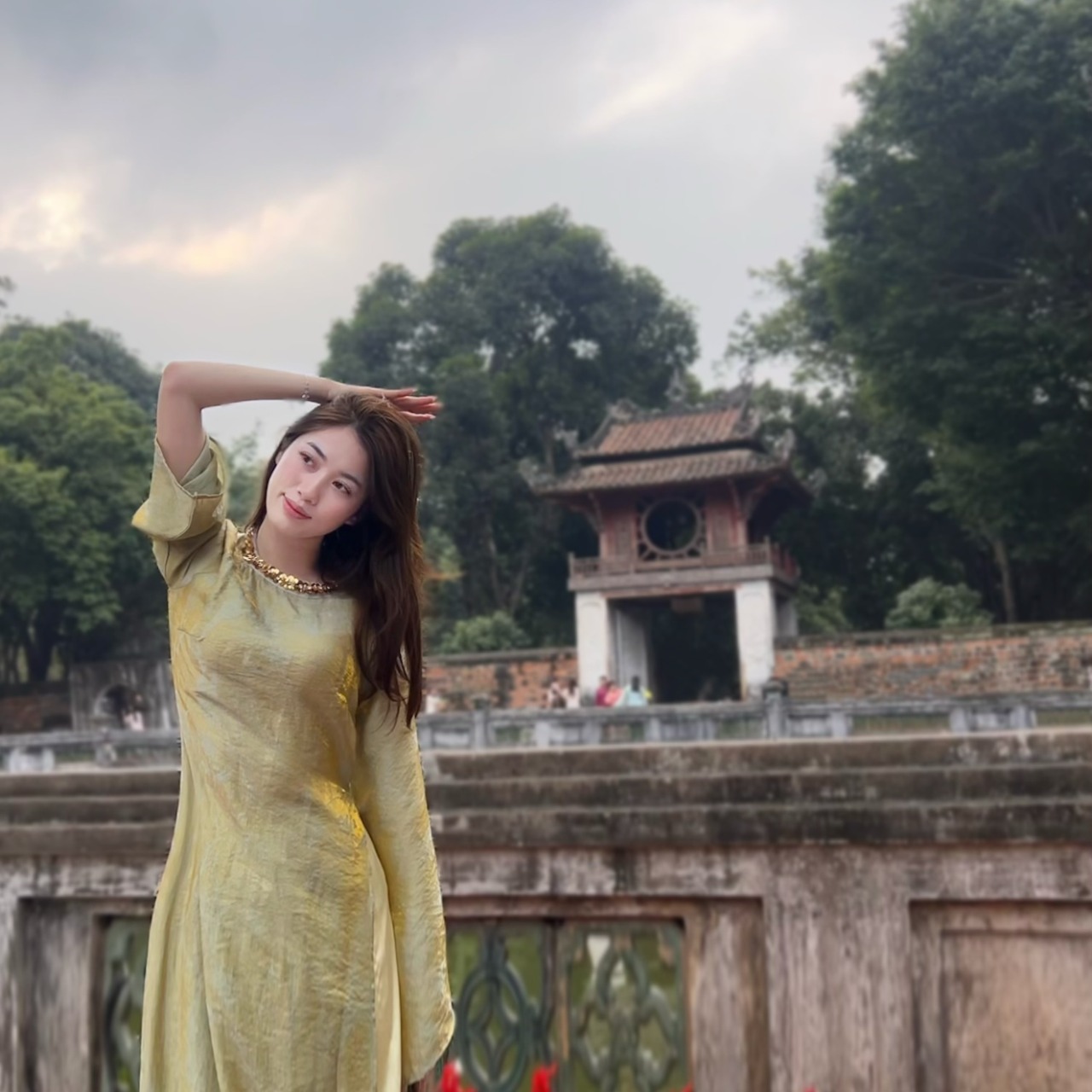 Dive Into The Hanoi Shopping Experience With Local - Mai (Chinese Guide)