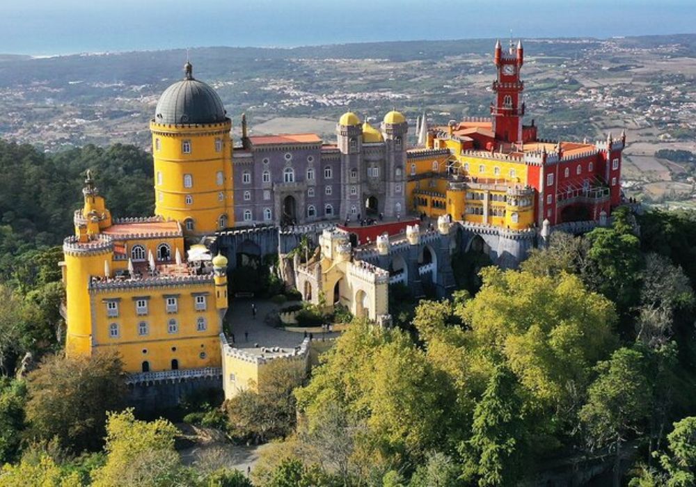 Lisbon Day Tour: Sintra, Pena Palace, Cabo da Roca & Cascais | Portugal 5