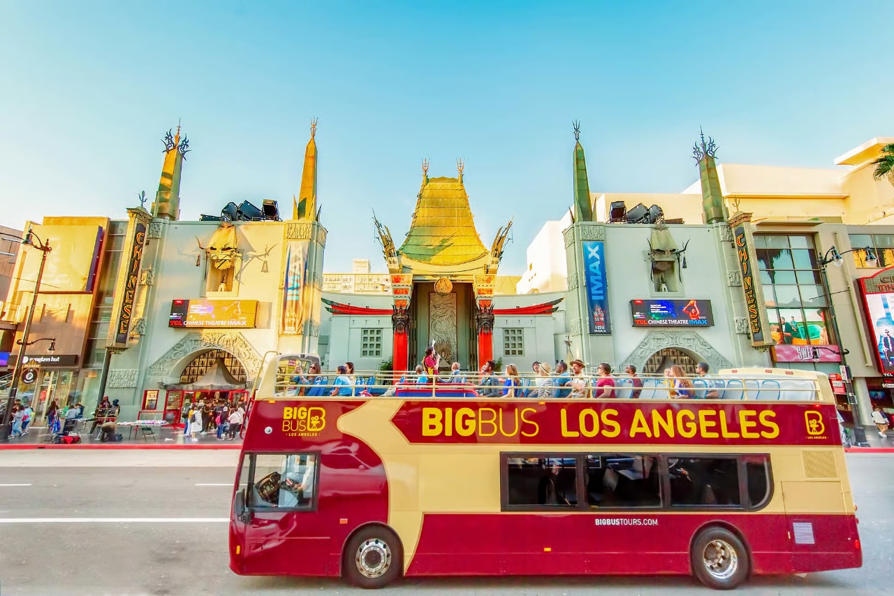 Los Angeles Big Bus Hop-On-Hop-Off Sightseeing Bus Tour
