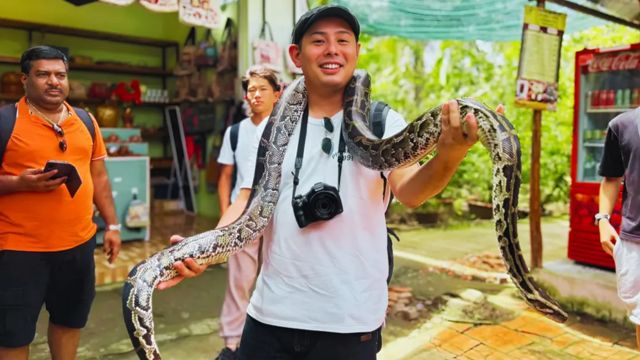 Mekong Delta Day Tour: My Tho, Vinh Trang Pagoda & Thoi Son Island from Ho Chi Minh City [English Guide | No Shopping | Hotel Pick-up | Lunch Included] 4