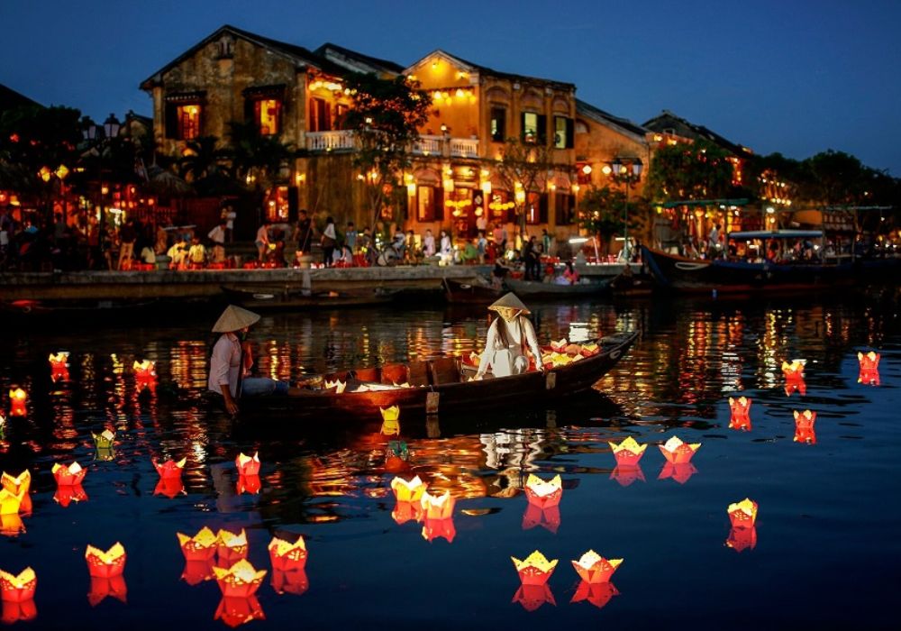 Hoi An Hoai River Boat Ride and Optional Hoi An Ancient Town Ticket 4