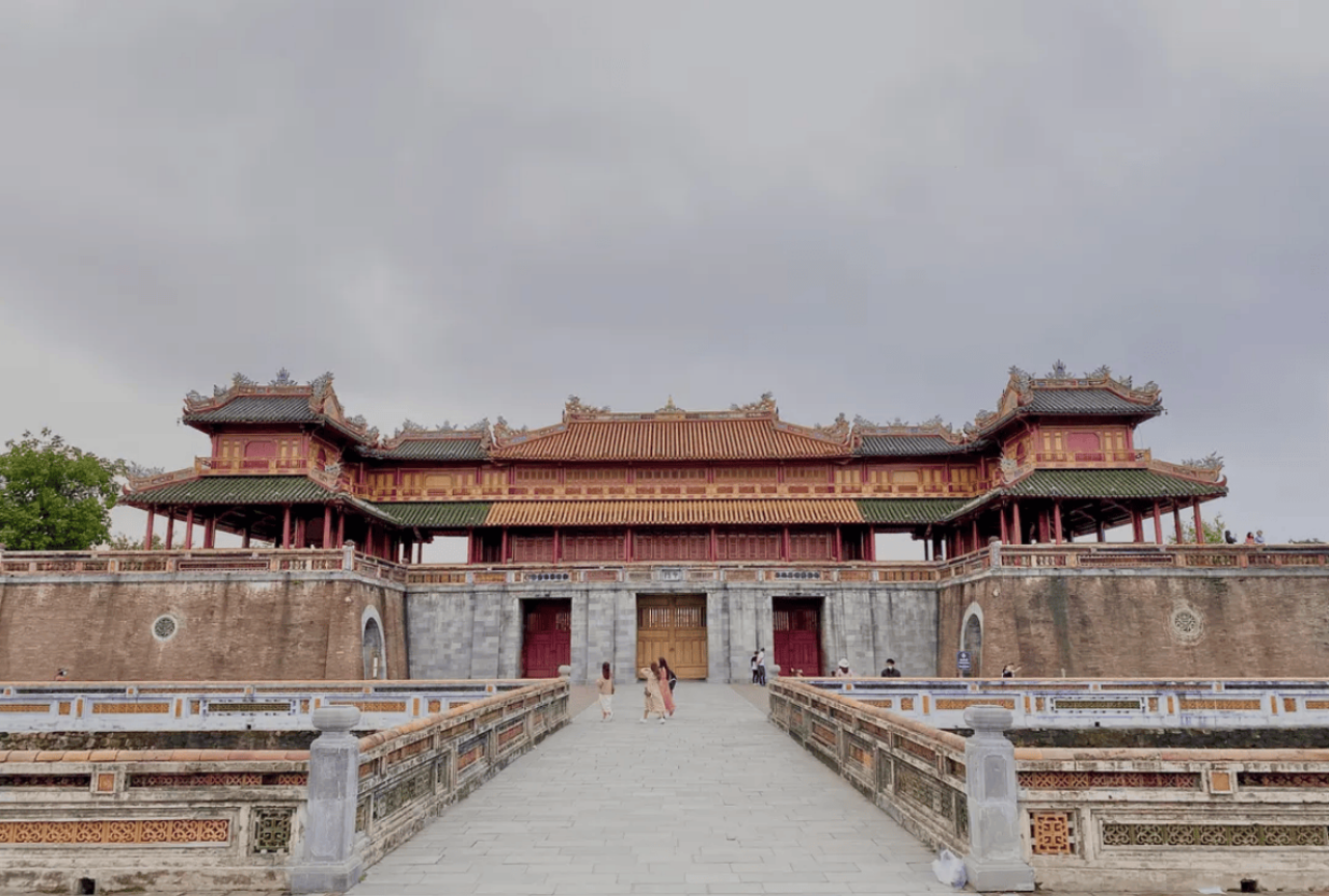 Hue Discovery Deluxe Full Day Tour from Da Nang 2