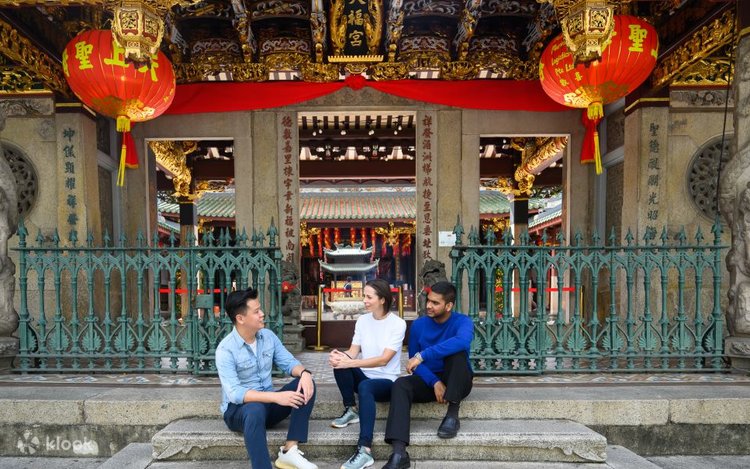 Chinatown Singapore Half-day Food & Small Group Tour 4
