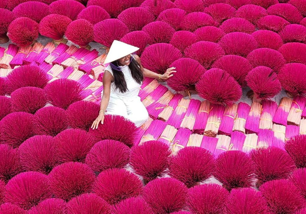 Incense Village, Hat Making, Train Street Small Group Instagram Tour