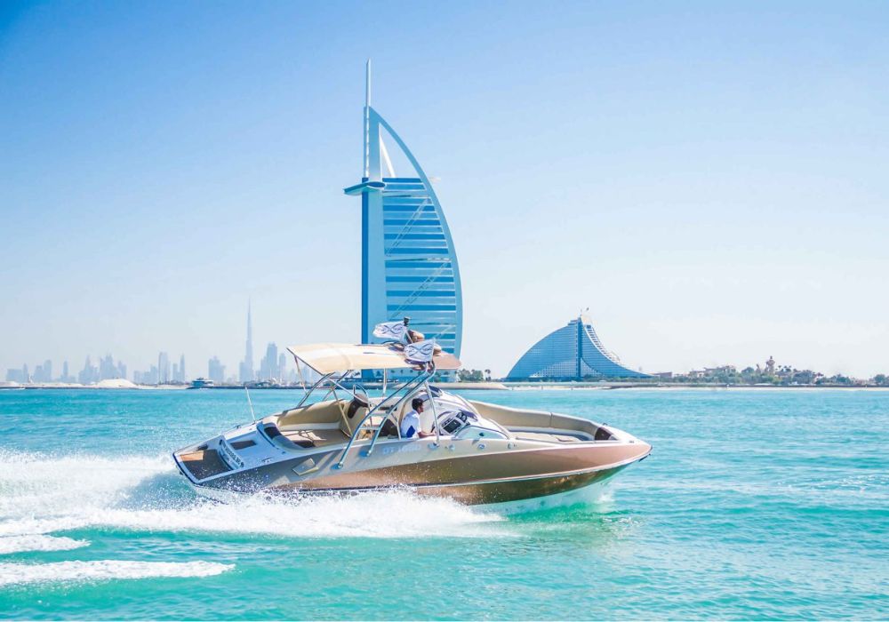 Dubai Luxury Yacht Cruise
