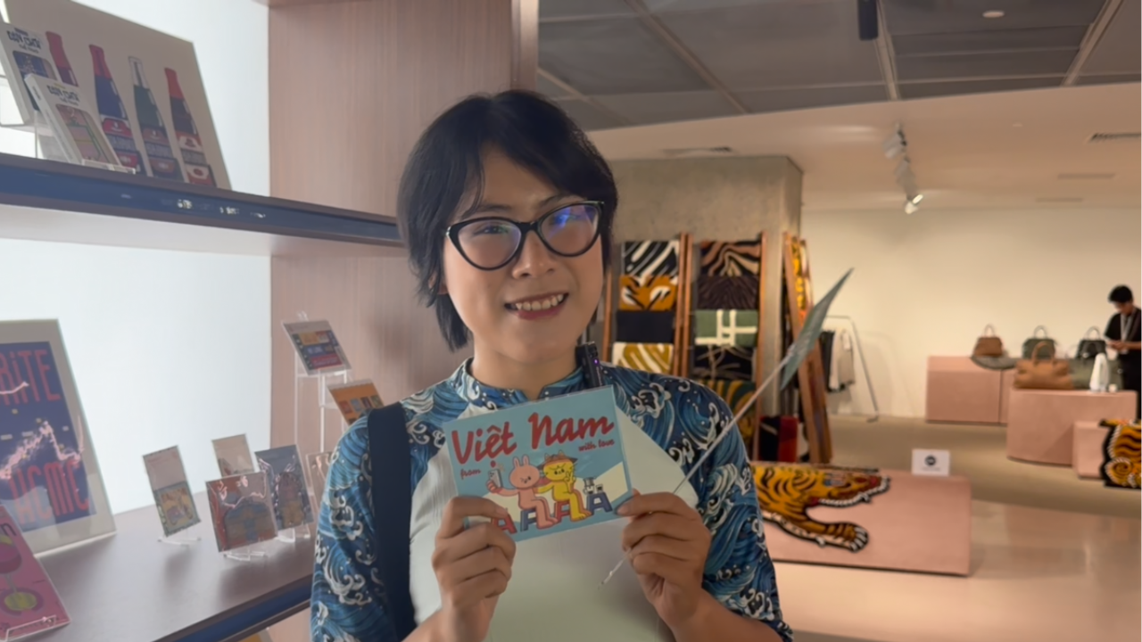 Private Ride Through Ho Chi Minh City With Local – Nga (English Guide)