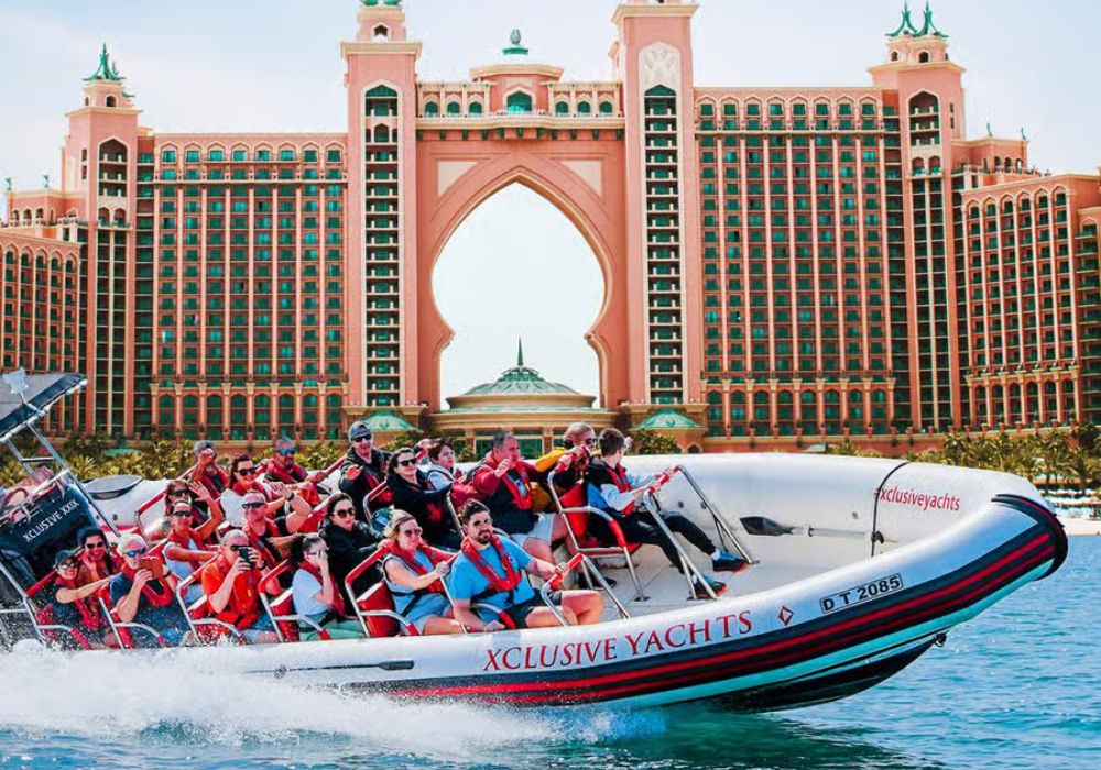 Dubai 90-Minute Speedboat Sightseeing Tour 4