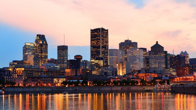 Toronto, Canada Round Trip: Lake Kuchichin + Algonquin Provincial Park + Montreal + Ottawa + Quebec 4-Day Tour [13-person Small Group/Chinese and English Service]