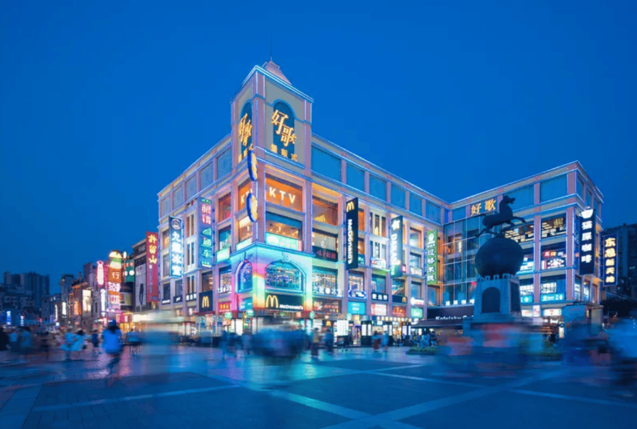 Guangzhou Private Day Tour: Chen Clan Ancestral Hall, Nanyue King Museum, Six Banyan Trees Temple, and Sha Mian Island