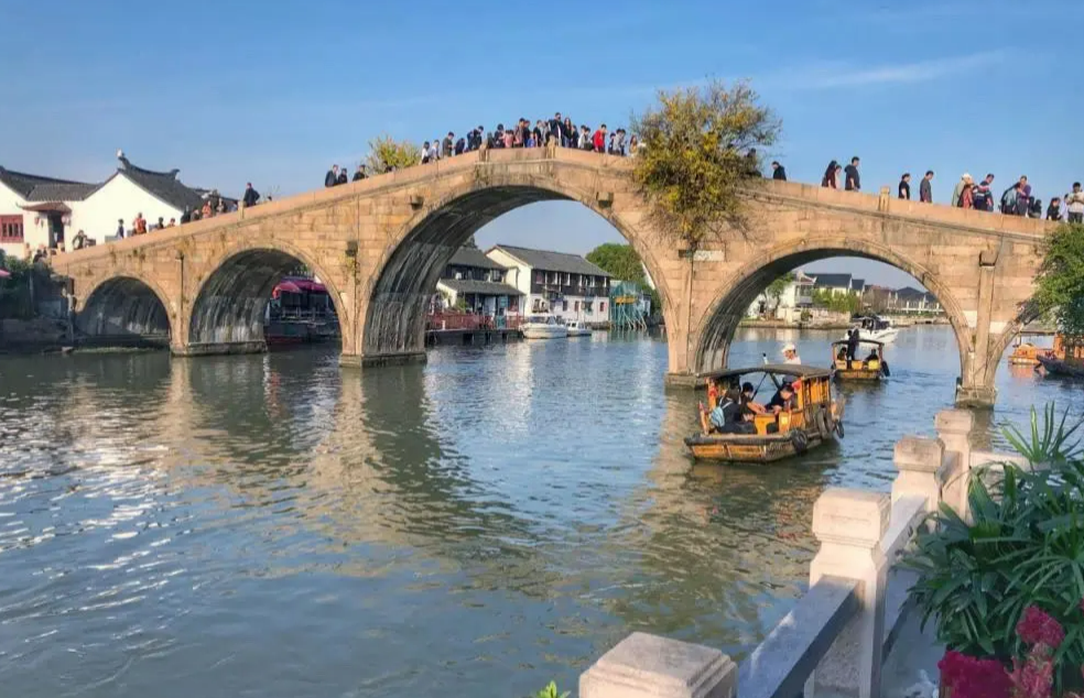 Zhujiajiao Water Town Half-Day Tour with Boat Ride from Shanghai