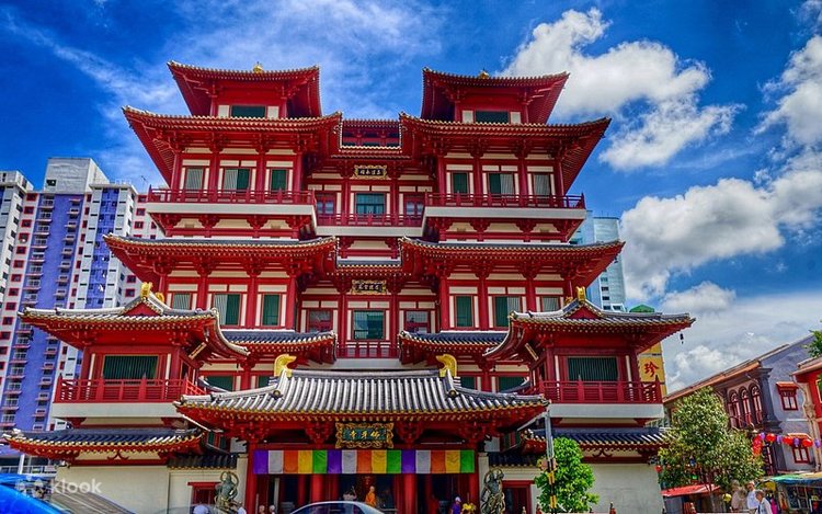 Chinatown Singapore Half-day Food & Small Group Tour 3