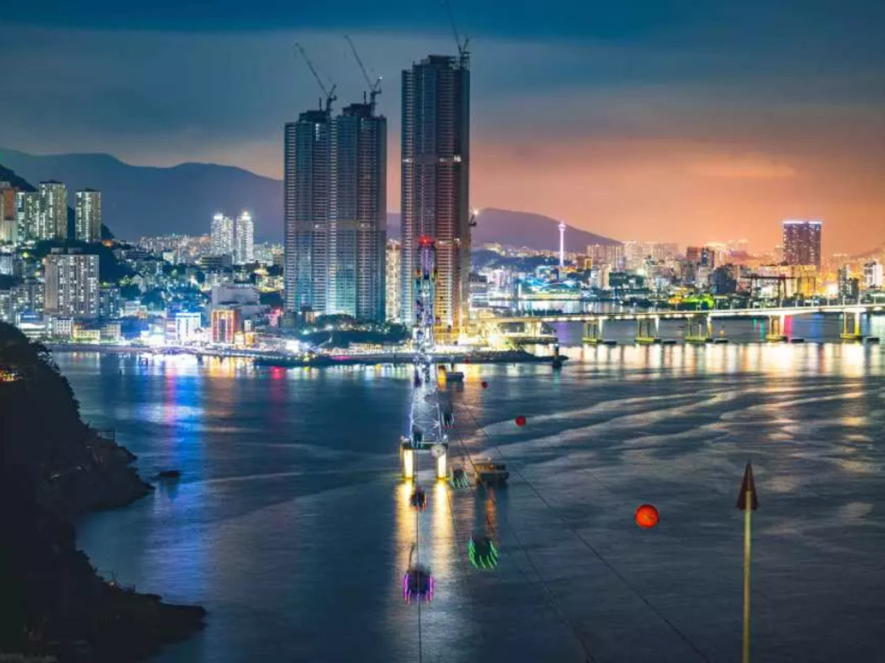Busan Sunset Haeundae Sky Capsule & Busan Night view Tour | South Korea 5