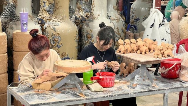 Private Half-Day Tour: Bat Trang Pottery Village 4