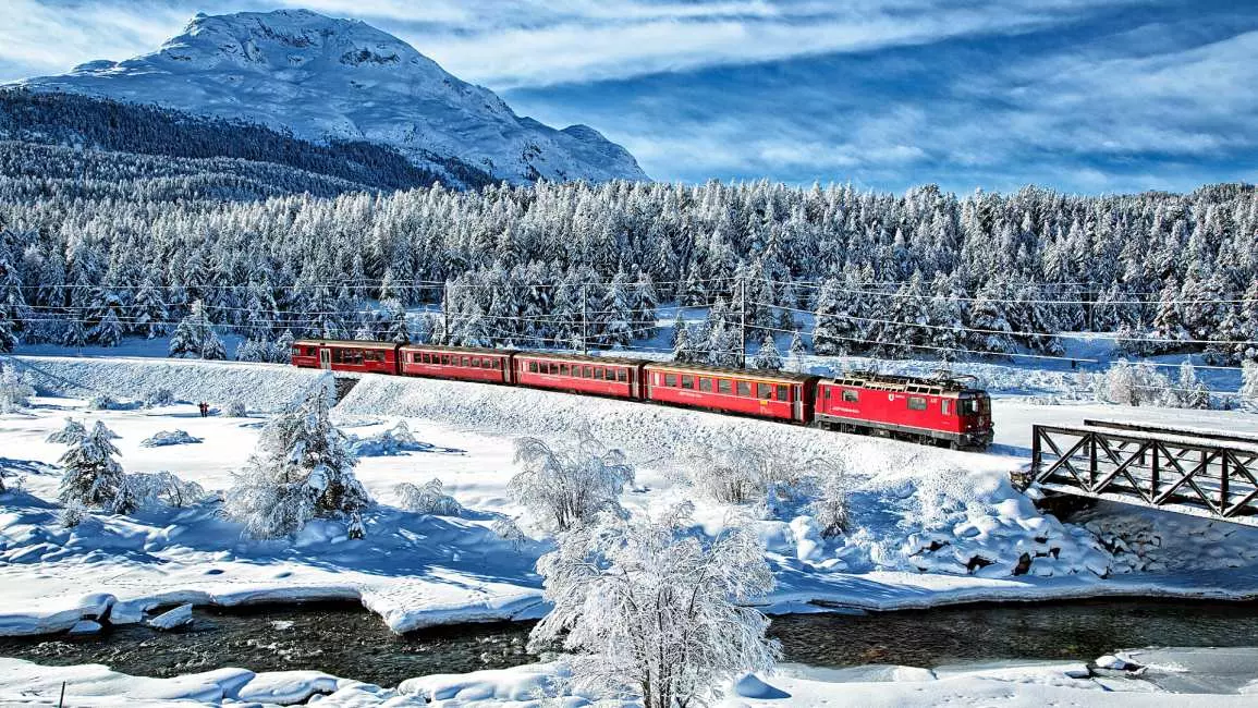Swiss Alps Bernina Red Train and St. Moritz Full Day Tour from Milan 2
