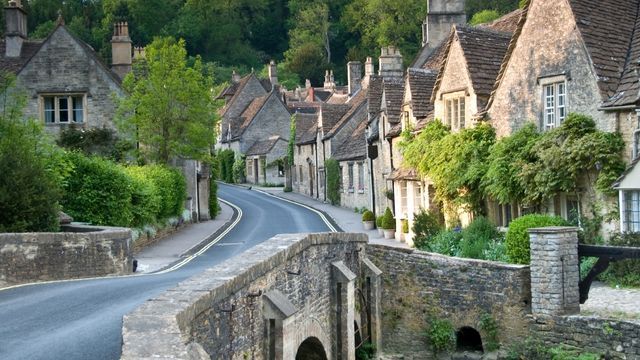 Small-Group Cotswolds Tour from London Including Bourton-on-the-Water 3