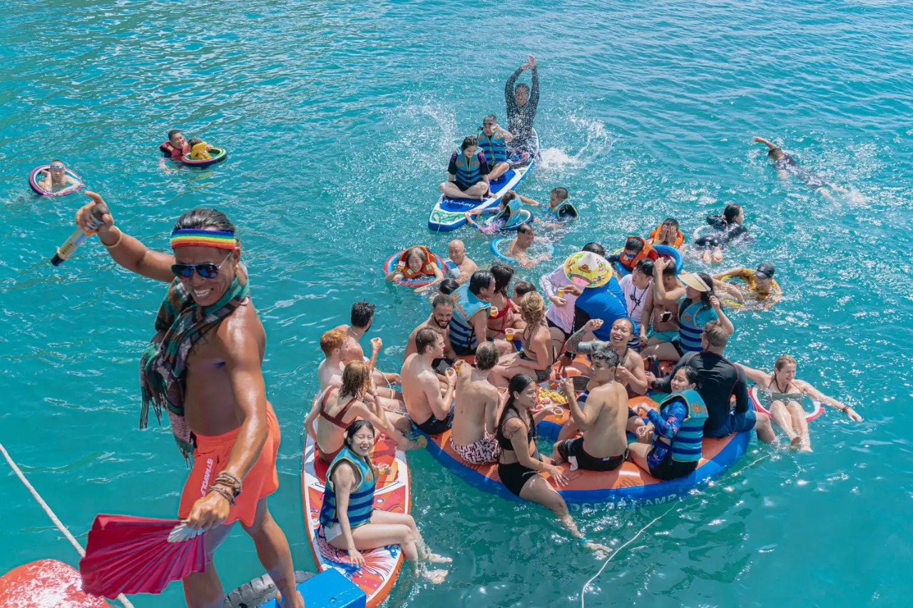 Nha Trang Floating Bar Boat Party Island Hopping Tour
