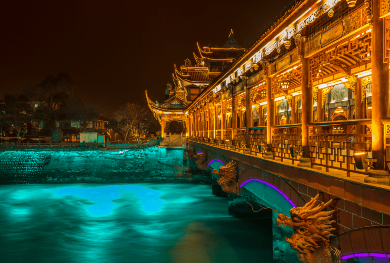 Dujiangyan & Panda Valley Small-Group Day Tour with English Guide 2