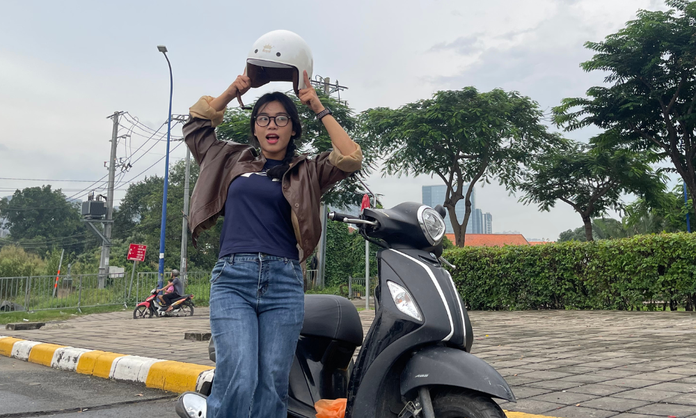 See the Real Saigon – Private Scooter Adventure with Happy 2